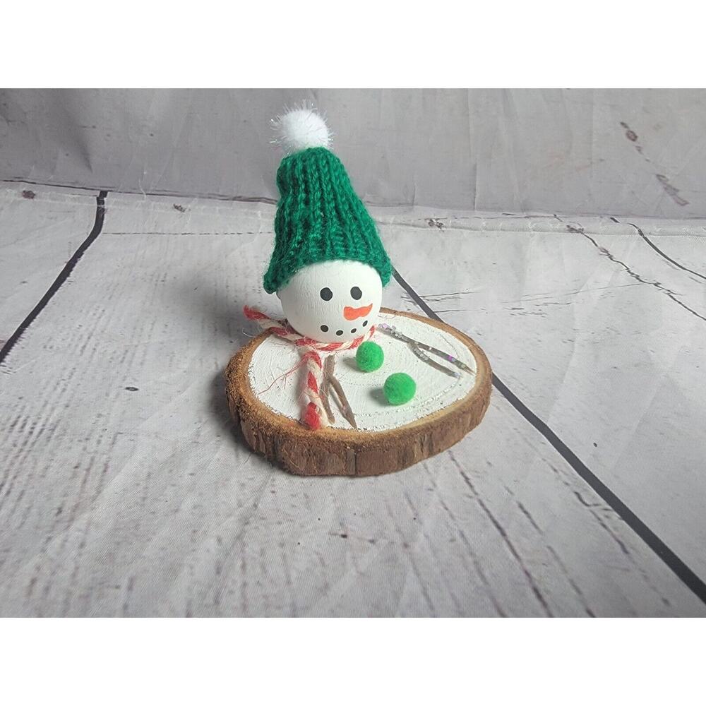 Melted Snowman Wooden Slice With Green Winter Hat Tier Sitter Wnter Decor New